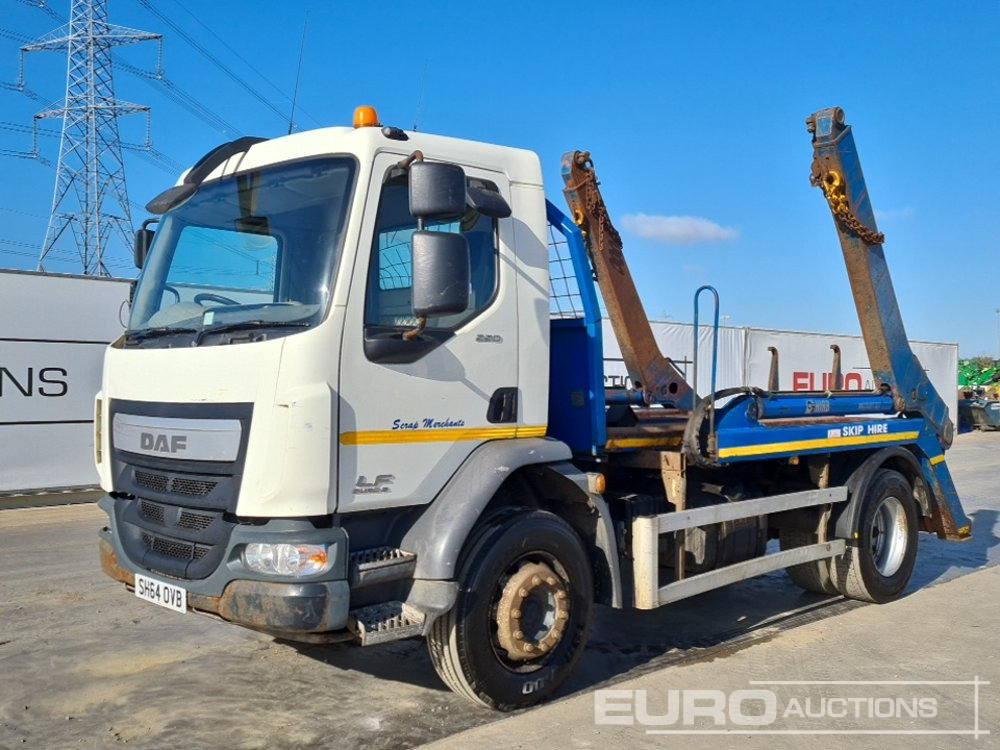 2015 DAF LF220 - Būvgružu konteineru vedējs: foto 1 2015 DAF LF220 - Būvgružu konteineru vedējs: foto 1
