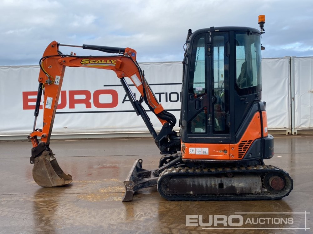 2015 Hitachi ZX29U-3 CLR - Mini-ekskavators: foto 2 2015 Hitachi ZX29U-3 CLR - Mini-ekskavators: foto 2