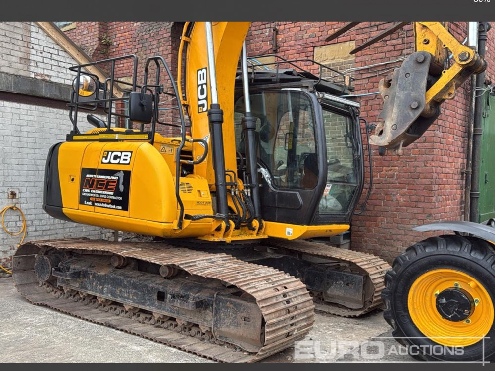 2015 JCB JS130LC - Kāpurķēžu ekskavators: foto 1 2015 JCB JS130LC - Kāpurķēžu ekskavators: foto 1