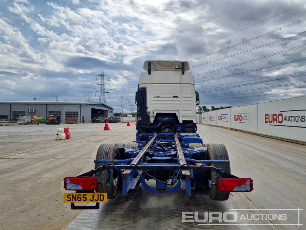 2015 MAN TGX26.440 - Šasija kravas automašīna: foto 4 2015 MAN TGX26.440 - Šasija kravas automašīna: foto 4