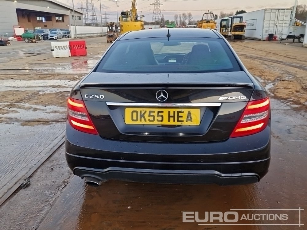 2015 Mercedes C250 AMG - Vieglā automašīna: foto 4 2015 Mercedes C250 AMG - Vieglā automašīna: foto 4