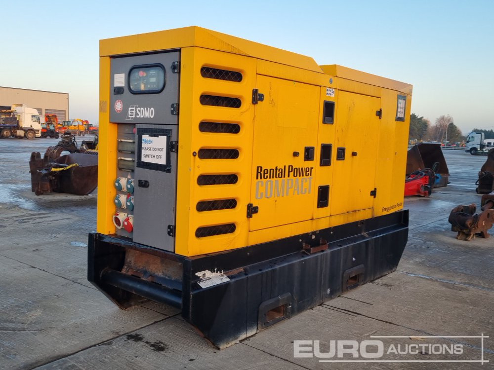 2015 SDMO R165C3 - Elektroģenerators: foto 1 2015 SDMO R165C3 - Elektroģenerators: foto 1