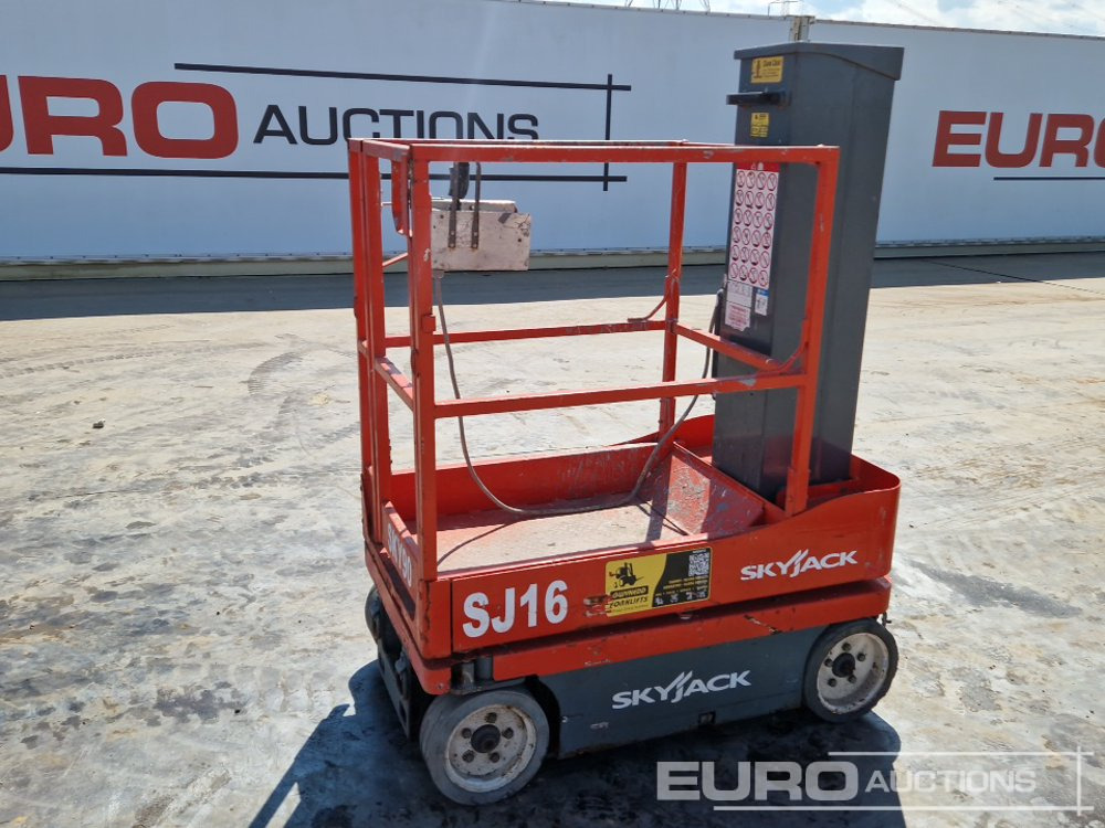 2015 SkyJack SJ16 - Pacēlājs: foto 1 2015 SkyJack SJ16 - Pacēlājs: foto 1