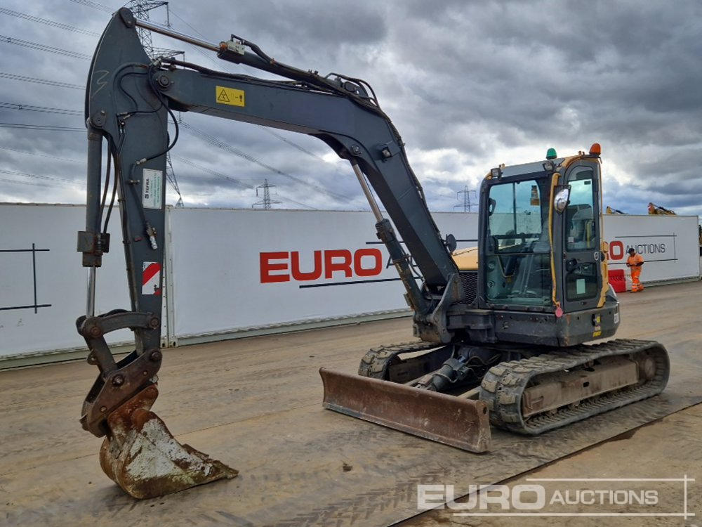 2015 Volvo ECR88D - Mini-ekskavators: foto 1 2015 Volvo ECR88D - Mini-ekskavators: foto 1