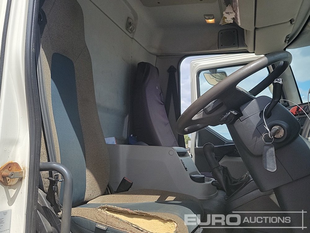 Autocisterna 2015 Volvo FL280: foto 37