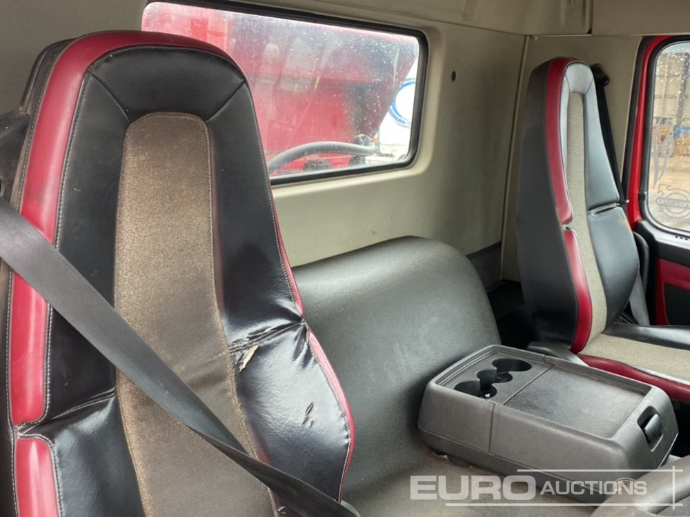 2015 Volvo FMX 420 - Kravas automašīna pašizgāzējs: foto 5 2015 Volvo FMX 420 - Kravas automašīna pašizgāzējs: foto 5