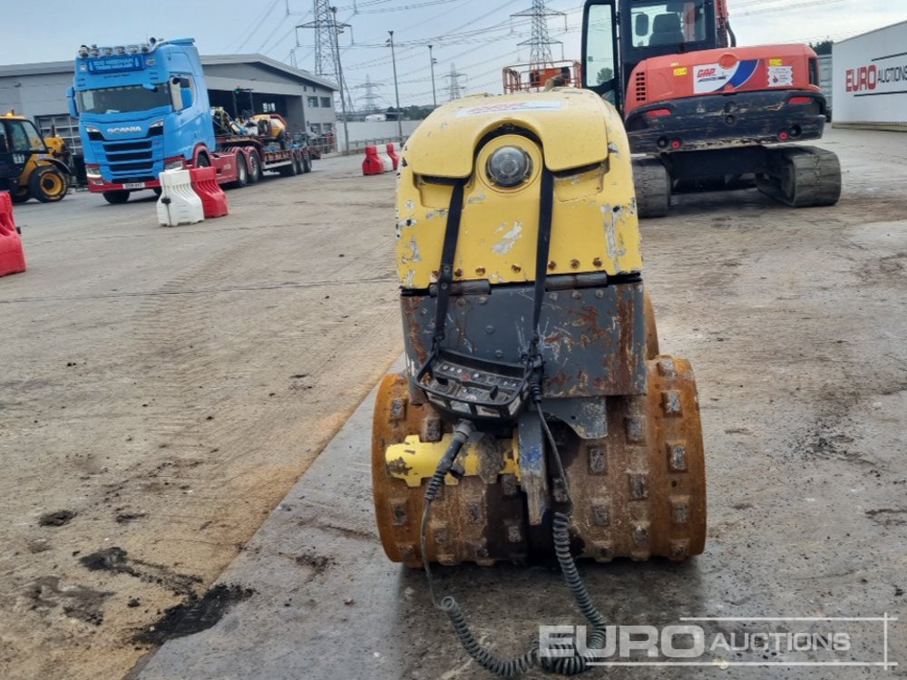 2015 Wacker Neuson Roller RT - Asfalta ieklāšanas tehnika: foto 4 2015 Wacker Neuson Roller RT - Asfalta ieklāšanas tehnika: foto 4