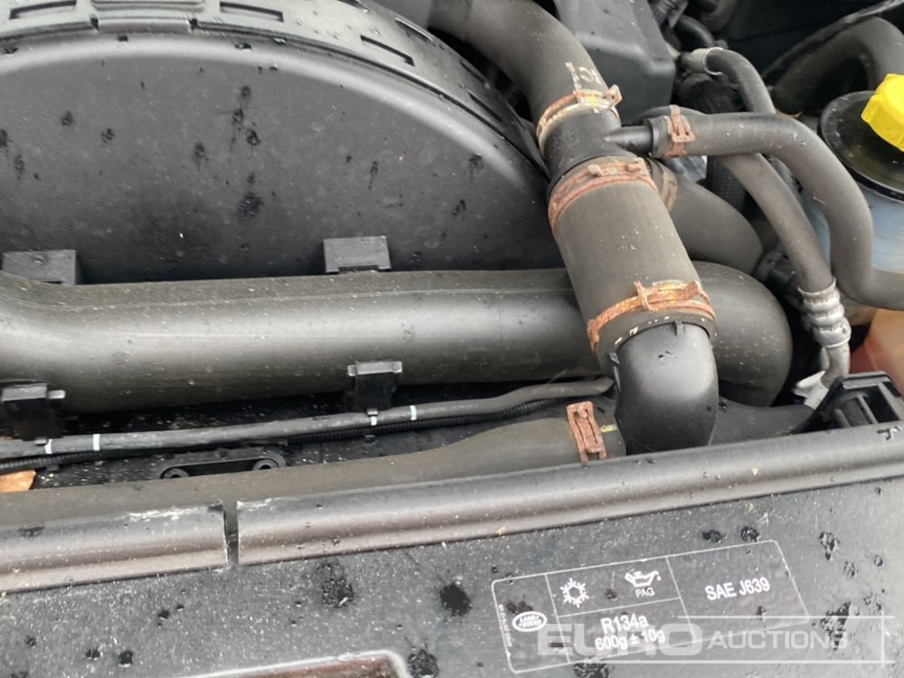 SUV 2016 Land Rover Discovery SE: foto 45 SUV 2016 Land Rover Discovery SE: foto 45