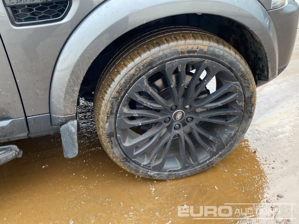 SUV 2016 Land Rover Discovery SE: foto 12 SUV 2016 Land Rover Discovery SE: foto 12