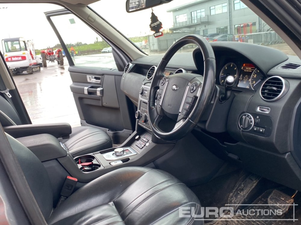 SUV 2016 Land Rover Discovery SE: foto 25 SUV 2016 Land Rover Discovery SE: foto 25