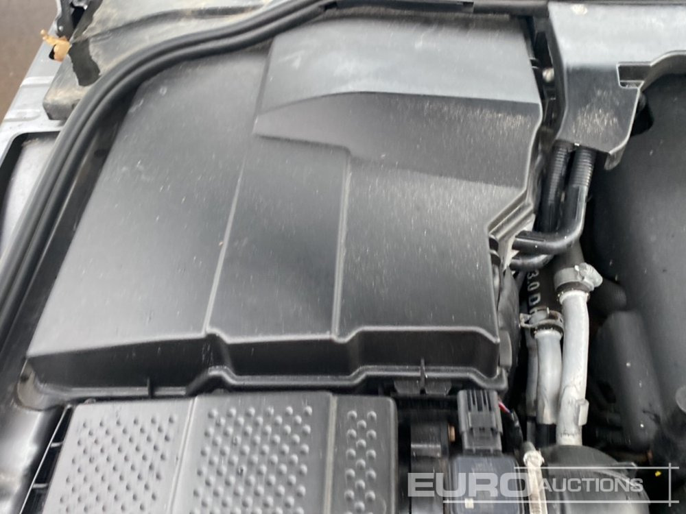 SUV 2016 Land Rover Discovery SE: foto 41 SUV 2016 Land Rover Discovery SE: foto 41