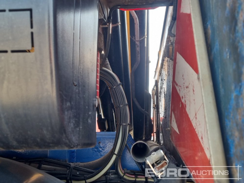 Bortu kravas automašīna/ Platforma pārvadāšana smagās tehnikas 2016 Scania R490: foto 25