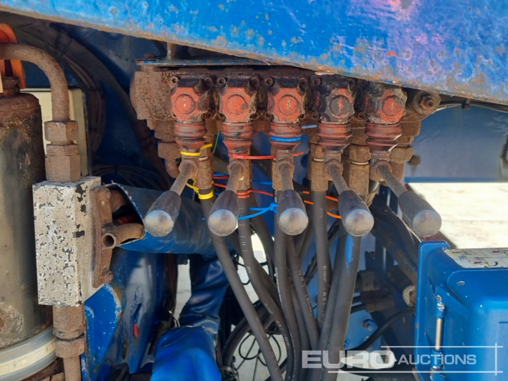 Bortu kravas automašīna/ Platforma pārvadāšana smagās tehnikas 2016 Scania R490: foto 28