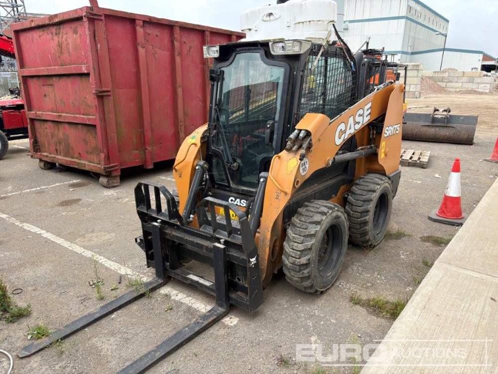 2017 Case SR175 - Kompaktiekrāvējs: foto 1 2017 Case SR175 - Kompaktiekrāvējs: foto 1