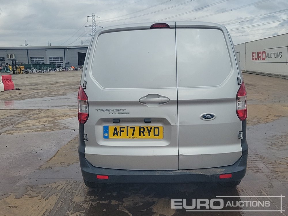 2017 Ford Transit Courier - Mazs furgons: foto 4 2017 Ford Transit Courier - Mazs furgons: foto 4