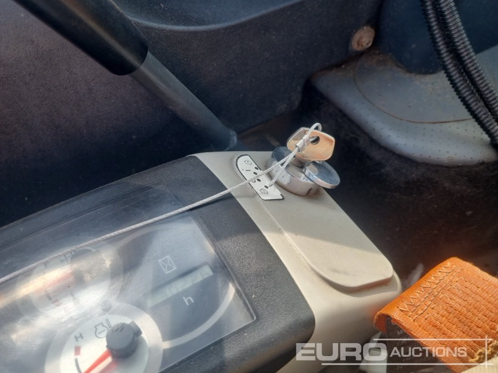Mini-ekskavators 2017 Komatsu PC55MR-3: foto 39