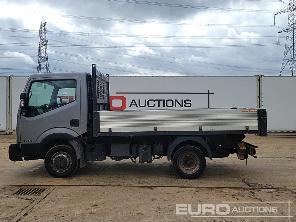 2017 Nissan Cabstar NT400 - Automašīna ar kravas platformu: foto 2 2017 Nissan Cabstar NT400 - Automašīna ar kravas platformu: foto 2