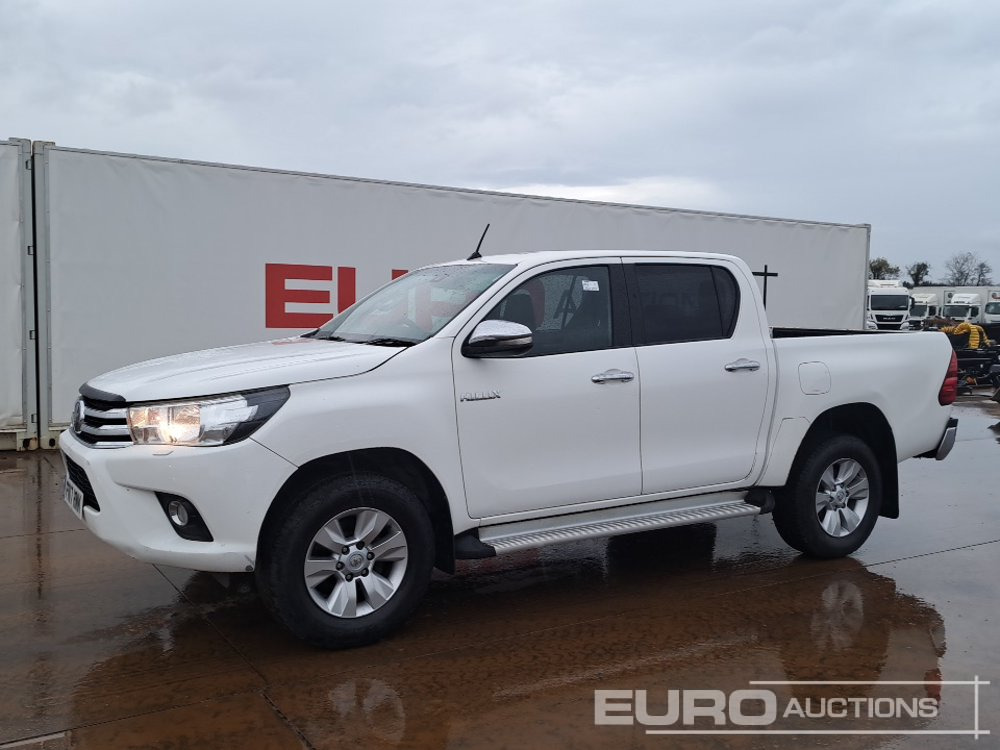 2017 Toyota Hilux - Pikaps: foto 1 2017 Toyota Hilux - Pikaps: foto 1