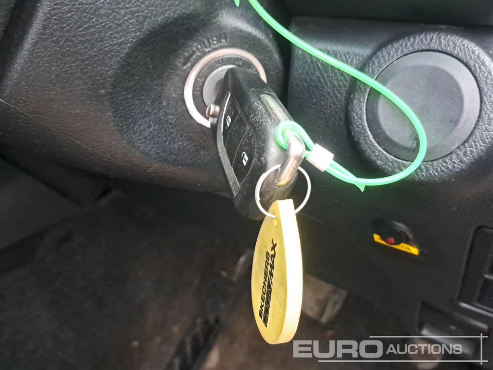 Pikaps 2017 Toyota Hilux: foto 41