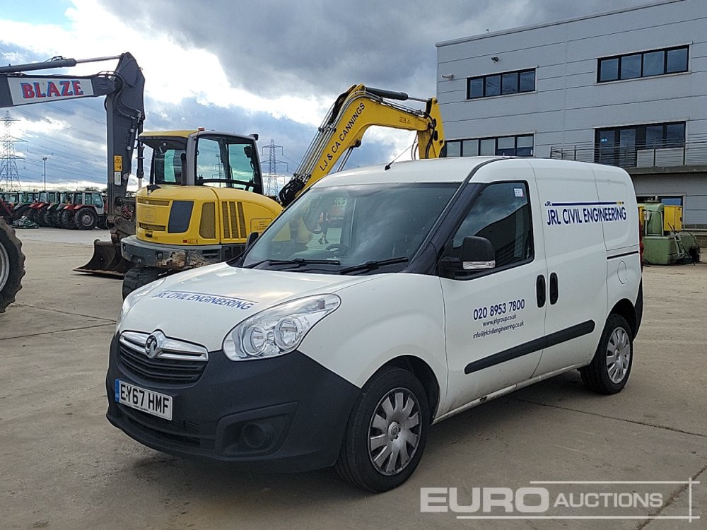 2017 Vauxhall Combo - Kravas-pasažieru furgons: foto 1 2017 Vauxhall Combo - Kravas-pasažieru furgons: foto 1