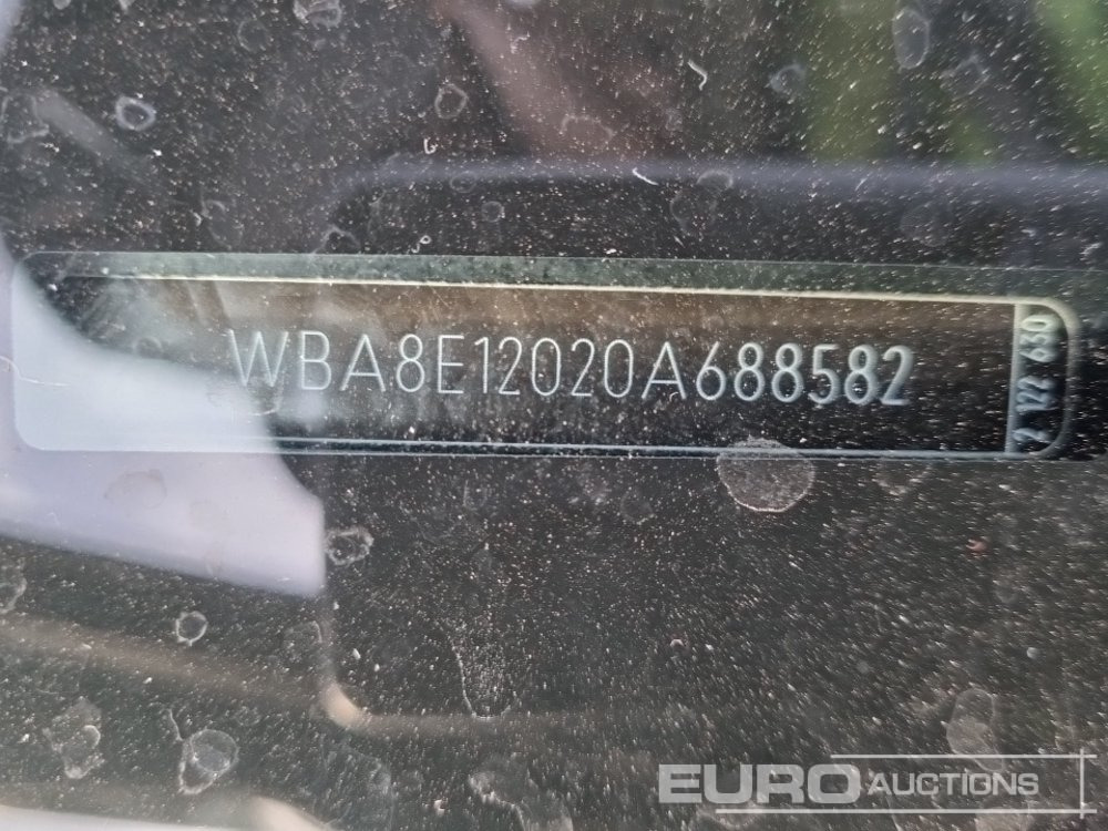 Vieglā automašīna 2018 BMW 330E M Sport: foto 35