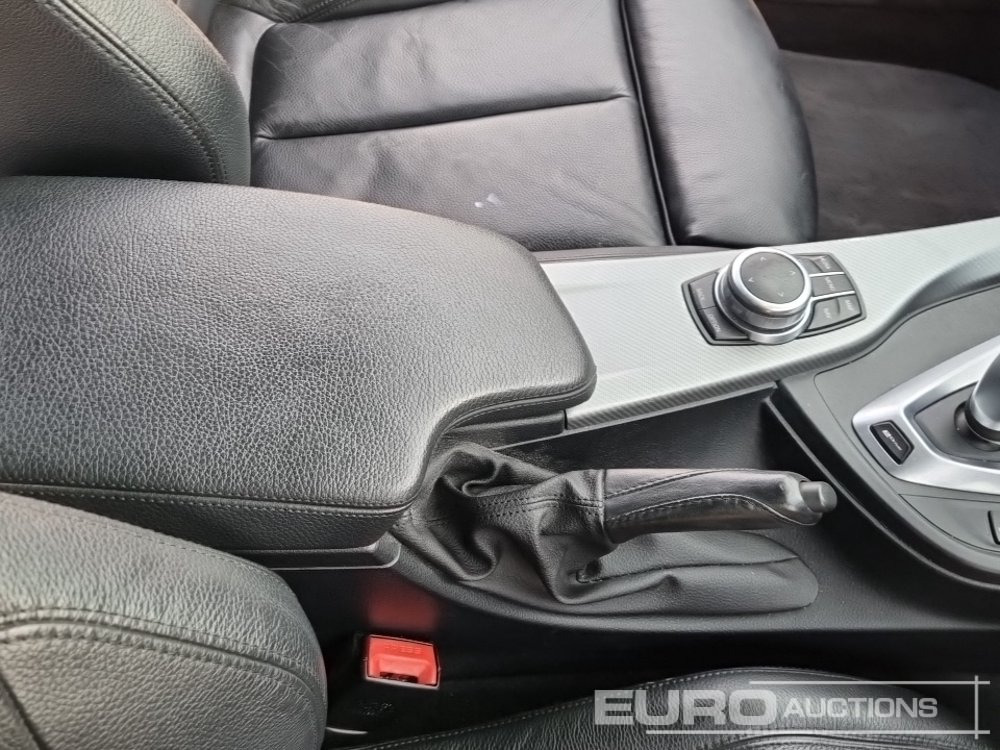 Vieglā automašīna 2018 BMW 330E M Sport: foto 30