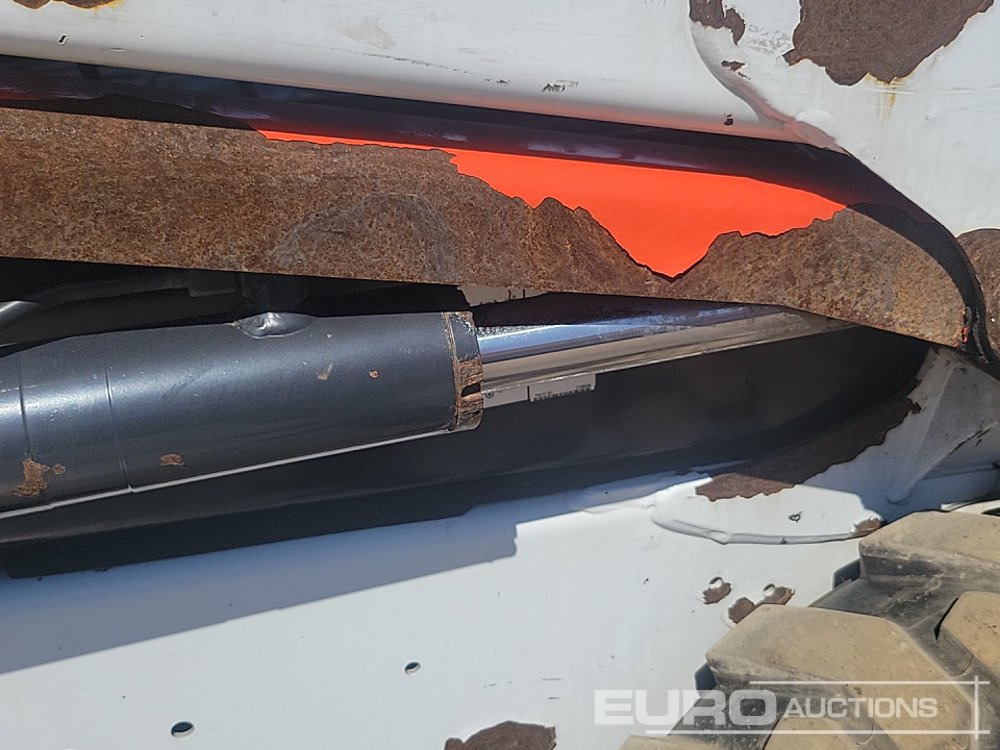 Kompaktiekrāvējs 2018 Bobcat S510: foto 19