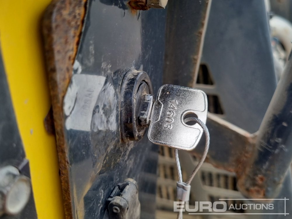 Veltnis 2018 Bomag BW80AD-5: foto 35