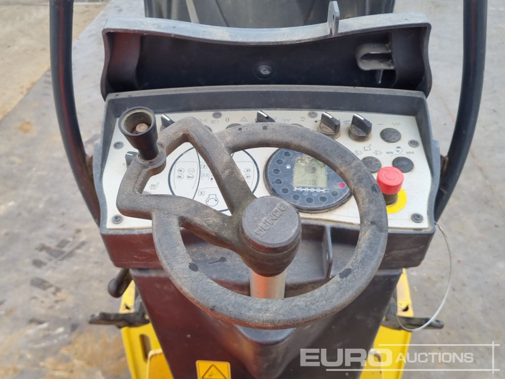 Veltnis 2018 Bomag BW80AD-5: foto 34