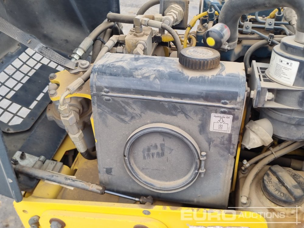 Veltnis 2018 Bomag BW80AD-5: foto 25