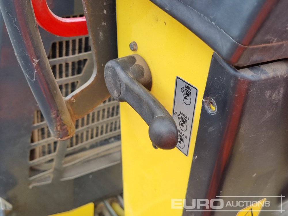 Veltnis 2018 Bomag BW80AD-5: foto 32