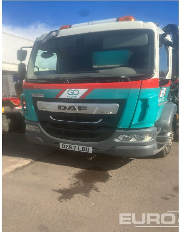 2018 DAF LF230 FA - Ielu tīrīšanas mašīna: foto 1 2018 DAF LF230 FA - Ielu tīrīšanas mašīna: foto 1