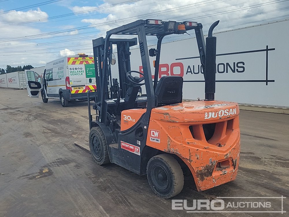 2018 Doosan D30GP - Autokrāvējs: foto 3 2018 Doosan D30GP - Autokrāvējs: foto 3