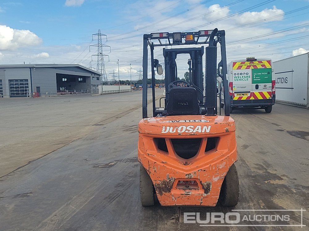2018 Doosan D30GP - Autokrāvējs: foto 4 2018 Doosan D30GP - Autokrāvējs: foto 4