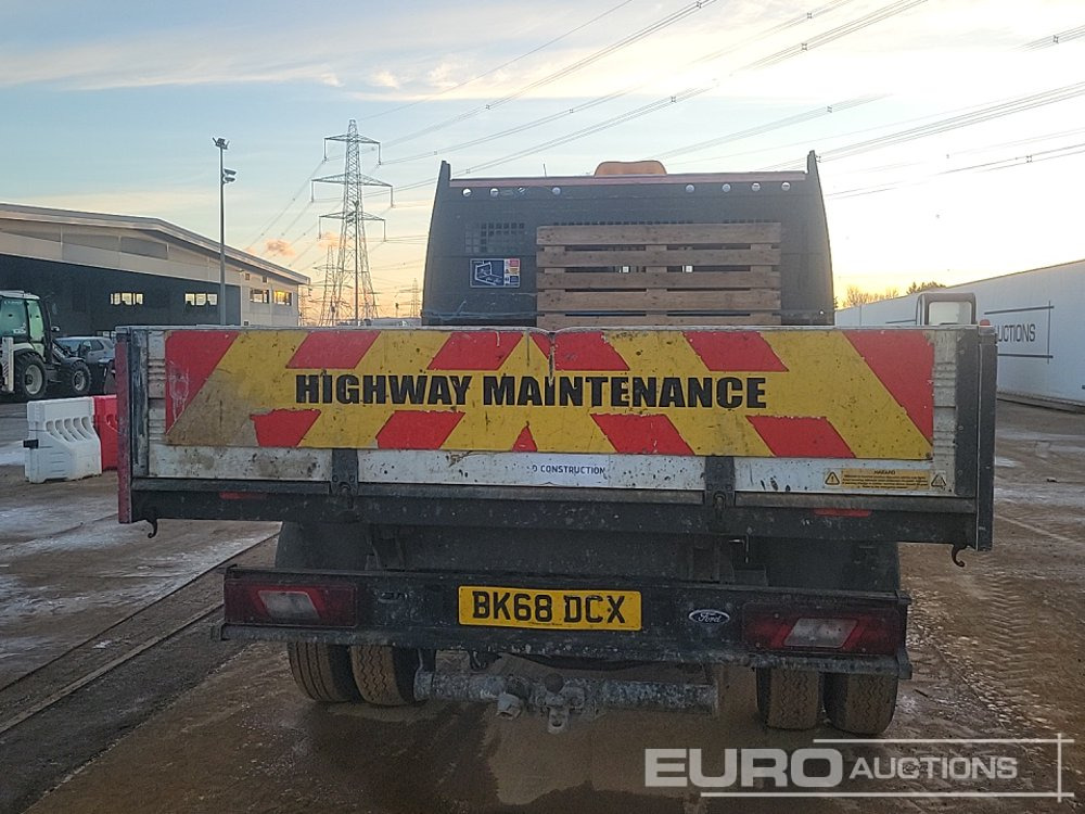 2018 Ford Transit 350 - Komercauto pašizgāzējs: foto 4 2018 Ford Transit 350 - Komercauto pašizgāzējs: foto 4