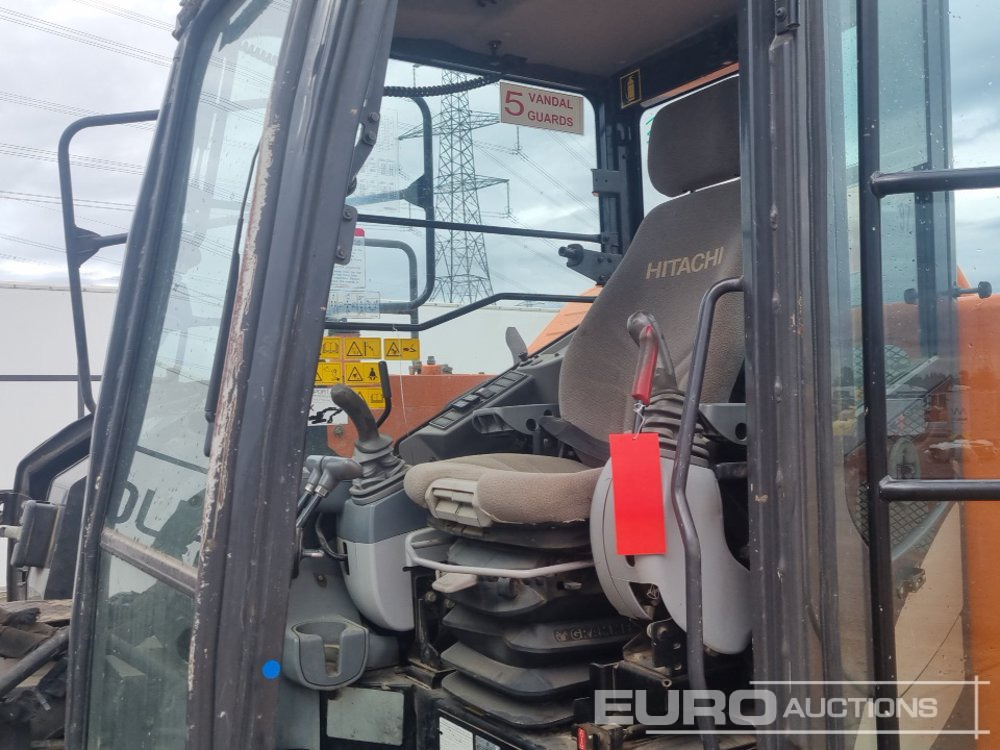 Mini-ekskavators 2018 Hitachi ZX85USB-5A: foto 39