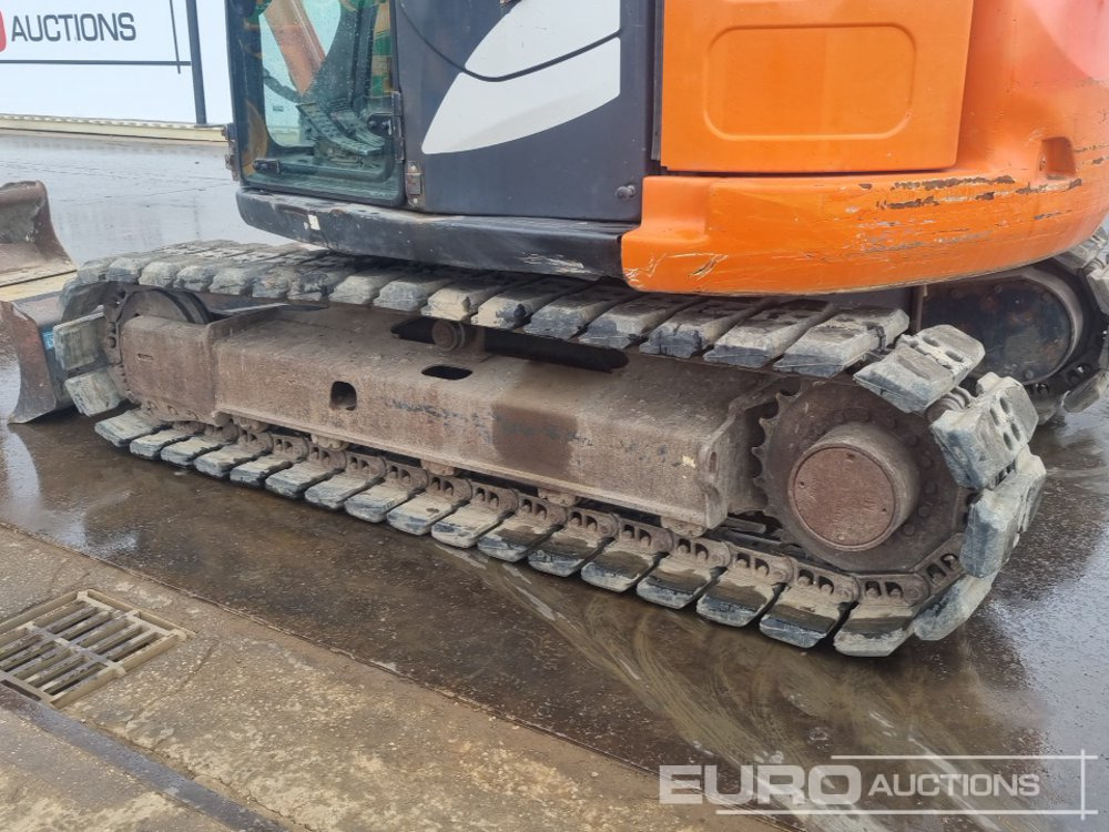 Mini-ekskavators 2018 Hitachi ZX85USB-5A: foto 12