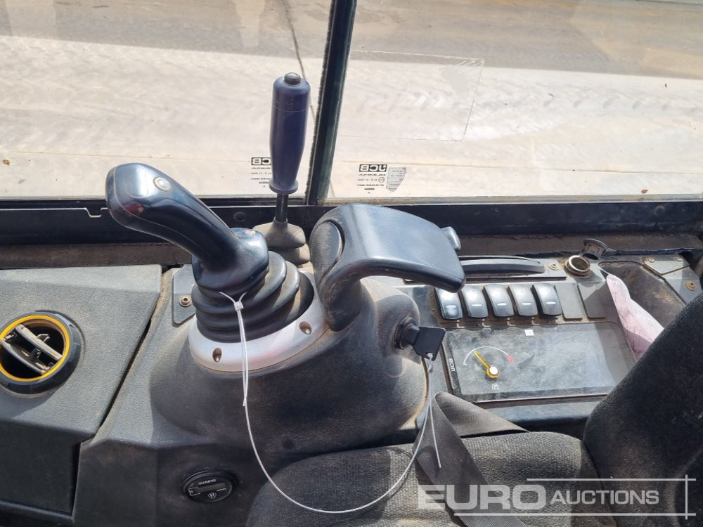 Mini-ekskavators 2018 JCB 16C-1: foto 32