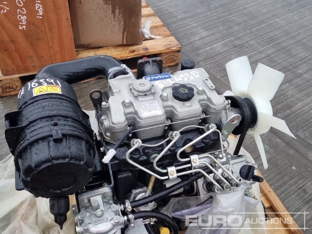 Dzinējs 2018 Perkins 3 Cylinder Engine: foto 16