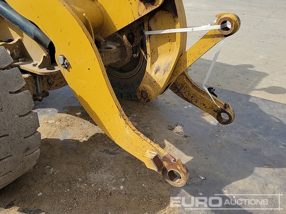 Riteņu iekrāvējs 2019 CAT 908M: foto 33