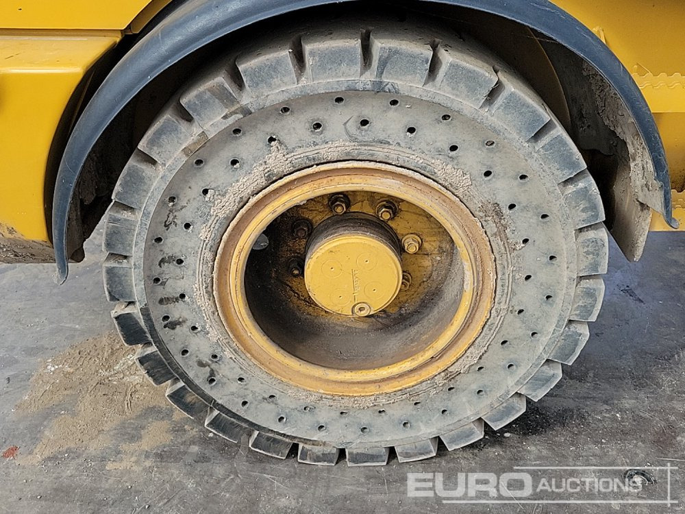 Riteņu iekrāvējs 2019 CAT 908M: foto 11