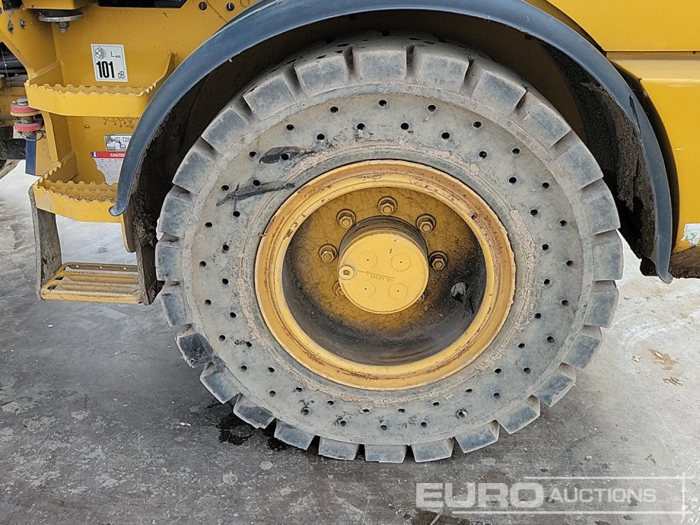 Riteņu iekrāvējs 2019 CAT 908M: foto 10