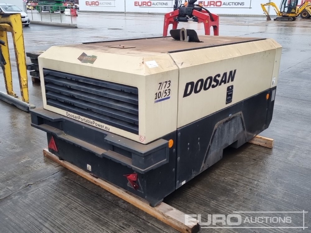 2019 Doosan 7/73-10/53 250CFM - Gaisa kompresors: foto 5 2019 Doosan 7/73-10/53 250CFM - Gaisa kompresors: foto 5
