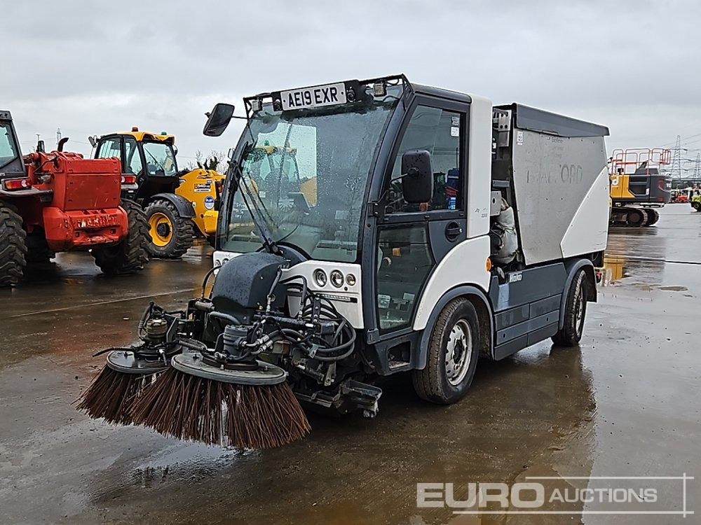 2019 Hako CITY MASTER 2200 - Ielu tīrīšanas mašīna: foto 1 2019 Hako CITY MASTER 2200 - Ielu tīrīšanas mašīna: foto 1