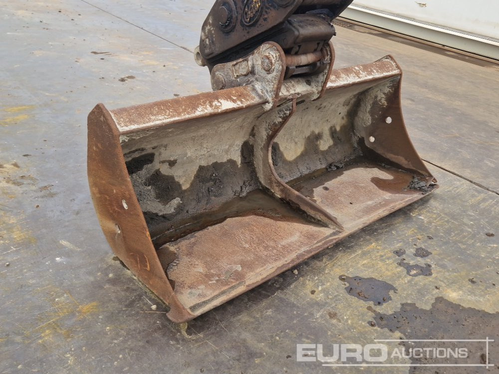 Kāpurķēžu ekskavators 2019 Hitachi ZX130LCN-6: foto 9