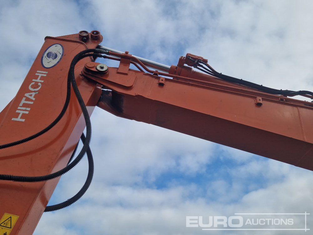 Kāpurķēžu ekskavators 2019 Hitachi ZX130LCN-6: foto 15