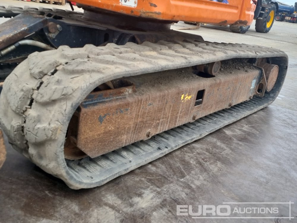 Mini-ekskavators 2019 Hitachi ZX26U-6 CR: foto 9