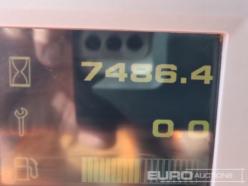 Kāpurķēžu ekskavators 2019 JCB 100C-1: foto 43