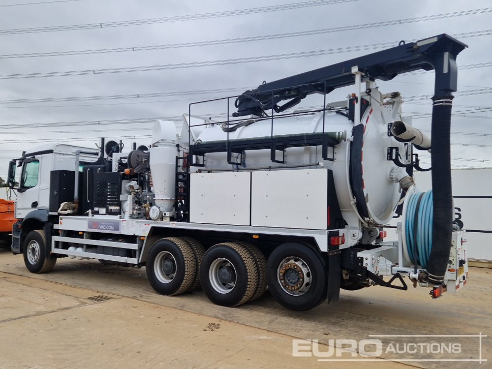 2019 Mercedes Arocs 3243 - Autocisterna: foto 3 2019 Mercedes Arocs 3243 - Autocisterna: foto 3