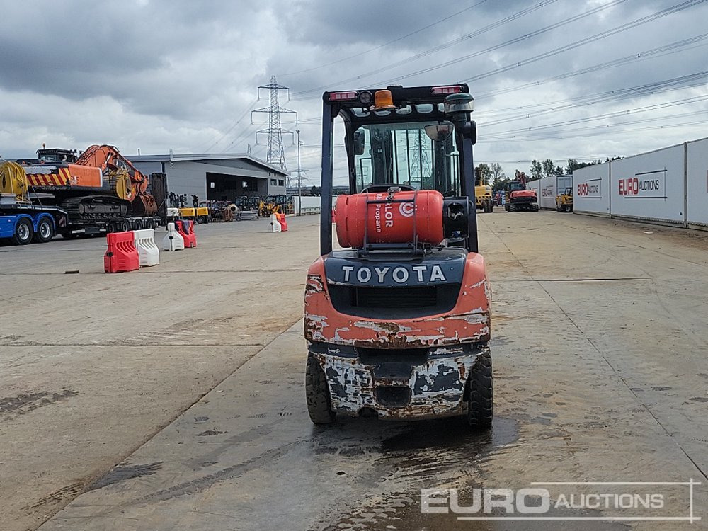 2019 Toyota 06-8FG25F - Autokrāvējs: foto 4 2019 Toyota 06-8FG25F - Autokrāvējs: foto 4